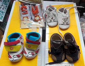 Babyschoentjes  beschikbaar voor biedingen