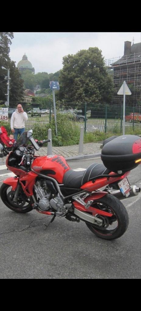 Yamaha Fazer 1000, 2001,zeer goed,+/-45000 km, Motoren, Motoren | Yamaha, Particulier, Sport, meer dan 35 kW, 4 cilinders, Motorrijbewijs A