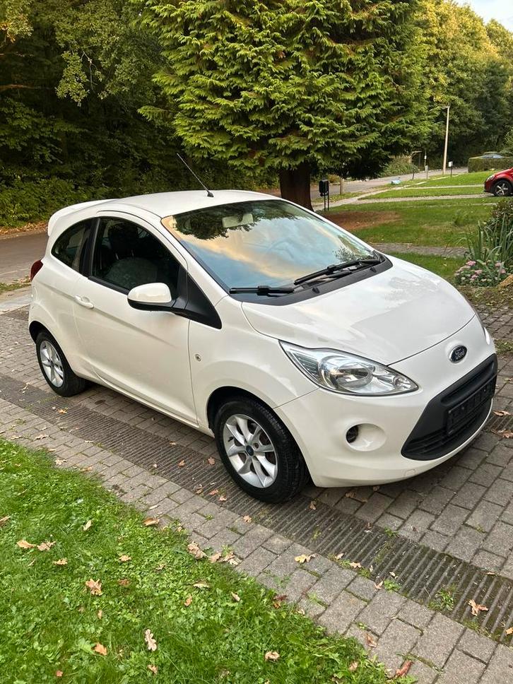 Ford Ka euro 6 - 2015 benzine 51kw 1 Eigenaar 101803 km, Auto's, Ford, Particulier, Ka, ABS, Adaptive Cruise Control, Airbags