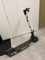 Elekrische step audi by segway - slechts paar keer gebruikt, Fietsen en Brommers, Ophalen, Zo goed als nieuw, Elektrische step (E-scooter)