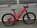 TREK rood zwart Marlin 6 - MAAT S, Fietsen en Brommers, Fietsen | Mountainbikes en ATB, Ophalen of Verzenden, Trek