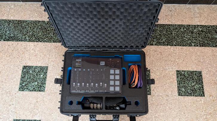 RØDECaster Pro podcast complete set (Nieuwstaat), Audio, Tv en Foto, Professionele apparaten, Zo goed als nieuw, Audio, Ophalen