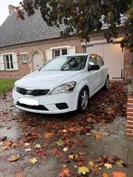 Kia Ceed, Auto's, Voorwielaandrijving, Euro 5, Stof, Zwart