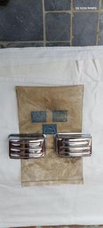 DKW F91/F93/1000, 2 NOS achterste assenbakken, Auto-onderdelen, Verzenden, Nieuw, Oldtimer onderdelen