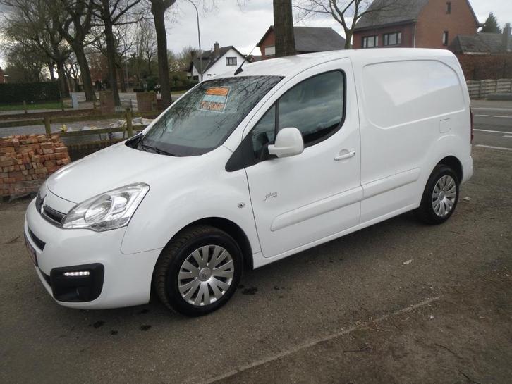 Citroen Berlingo lichte vracht full optie bwj 2017, Auto's, Bestelwagens en Lichte vracht, Bedrijf, ABS, Achteruitrijcamera, Airbags