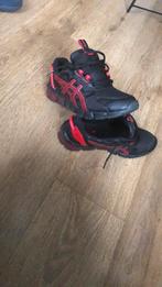 Asics rouge 39,5 avec boîte, Sports & Fitness, Basket, Comme neuf, Chaussures