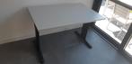 Bureau 120 op 80 cm, Huis en Inrichting, Bureaus, Ophalen, In hoogte verstelbaar, Zo goed als nieuw, Bureau