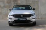 Volkswagen T-Roc 2.0 DSG 190PK NAVI APP TREKHAAK, Auto's, Euro 6, 4 cilinders, 1984 cc, 0 kg
