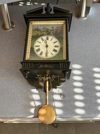 Ancienne horloge avec beau paysage, Ophalen