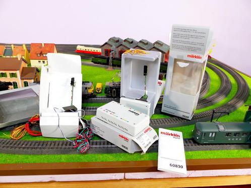 Märklin-lot inclusief twee signalen (kanaal C en decoder), Hobby en Vrije tijd, Modeltreinen | H0, Nieuw, Overige typen, Märklin