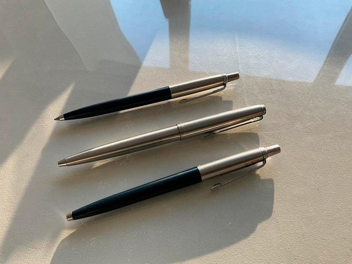 3  Parker Jotter pennen , Inoxcrom 77 spain, Verzamelen, Pennenverzamelingen, Zo goed als nieuw, Parker, Ophalen of Verzenden