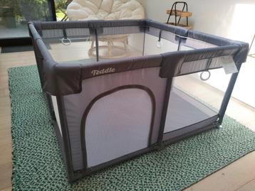 Teddle speelbox 120x120 cm beschikbaar voor biedingen