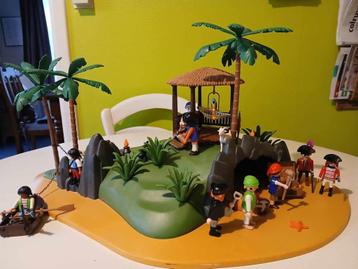 Playmobil Groot Pirateneiland beschikbaar voor biedingen