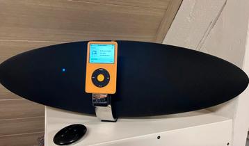 Gouden ‘Vlaamse’ Ipod 5.5 gen 1TB SSD+ Zeppelin B&W 1ste gen beschikbaar voor biedingen