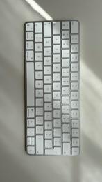 Apple Magic Keyboard, Computers en Software, Toetsenborden, Azerty, Ophalen of Verzenden, Zo goed als nieuw, Draadloos