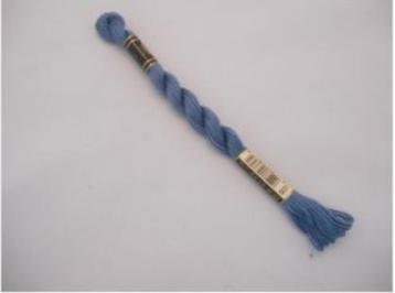 DMC borduurgaren op streng van 8 meter. beschikbaar voor biedingen