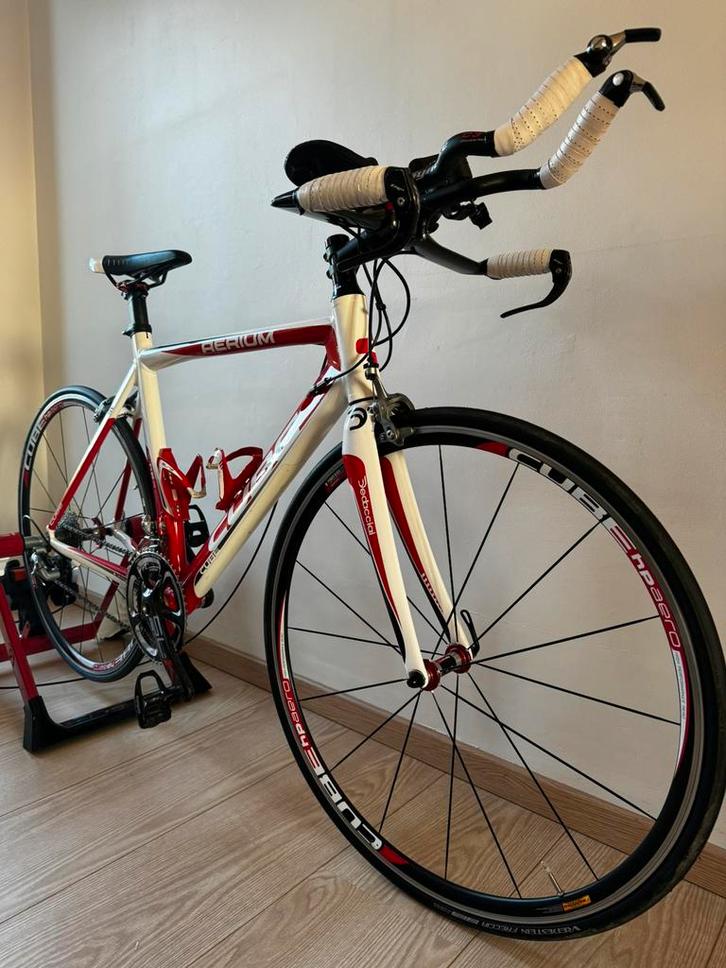 Cube road bike, Fietsen en Brommers, Fietsen | Racefietsen, Ophalen