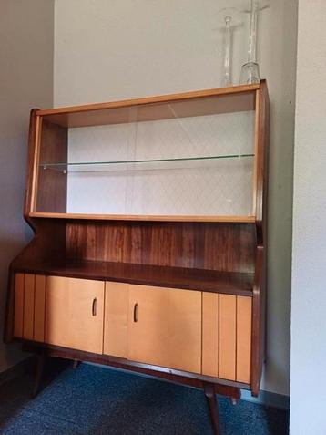 VINTAGE barkast beschikbaar voor biedingen