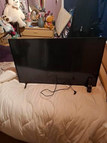A vendre TV  LED  110 cm, Enlèvement ou Envoi, Comme neuf, LCD