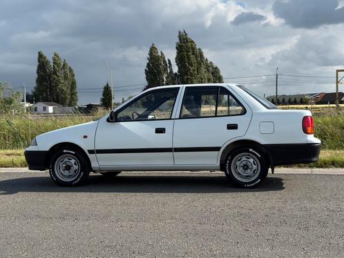 Suzuki Swift Sedan 1.3i Automaat, 1994, zeldzaam oldtimer,, Auto's, Suzuki, Particulier, Swift, Benzine, Stadsauto, 5 deurs, Automaat