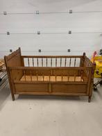 Vintage kinderbed, Antiek en Kunst, Antiek | Meubels | Bedden, Ophalen