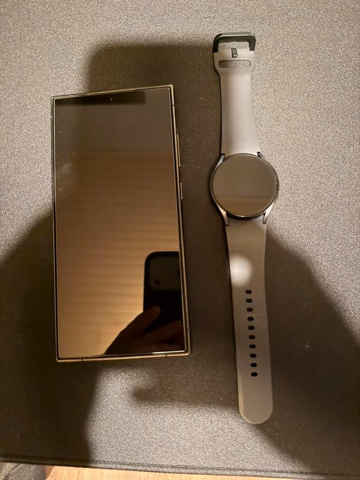 Samsung s24 ultra + samsung watch 6, Telecommunicatie, Mobiele telefoons | Samsung, Zo goed als nieuw, Galaxy S24, 256 GB, Ophalen
