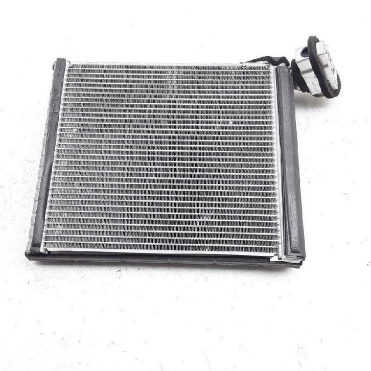 AIRCOVERDAMPER Toyota Prius Plus (ZVW4) (01-2011/-), Auto-onderdelen, Airco en Verwarming, Toyota, Gebruikt