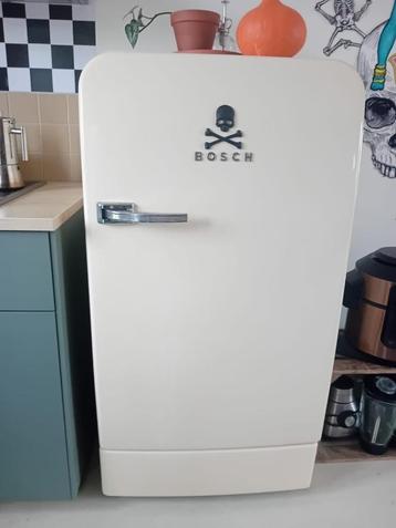 Bosch Retro Koelkast met moderne techniek (A+) beschikbaar voor biedingen