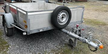 Aanhangwagen beschikbaar voor biedingen