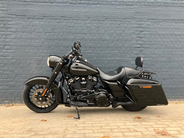 Harley Davidson road king special black, 8342Km!!!, Motoren, Motoren | Harley-Davidson, Bedrijf, Toermotor, meer dan 35 kW, 2 cilinders