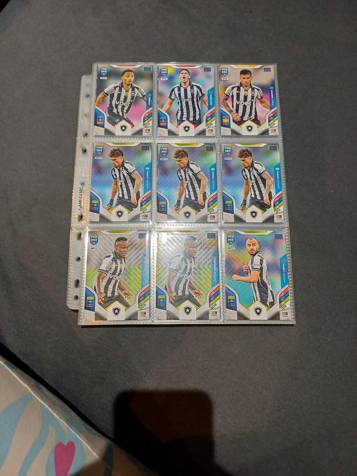 panini fifa 365 XL ADRENALYN 2026 RUILEN ?, Hobby en Vrije tijd, Stickers en Plaatjes, Nieuw, Ophalen of Verzenden