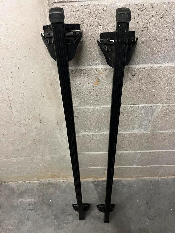 2 dakdragers THULE SquareBar 120cm, Auto diversen, Dakdragers, Zo goed als nieuw, Ophalen