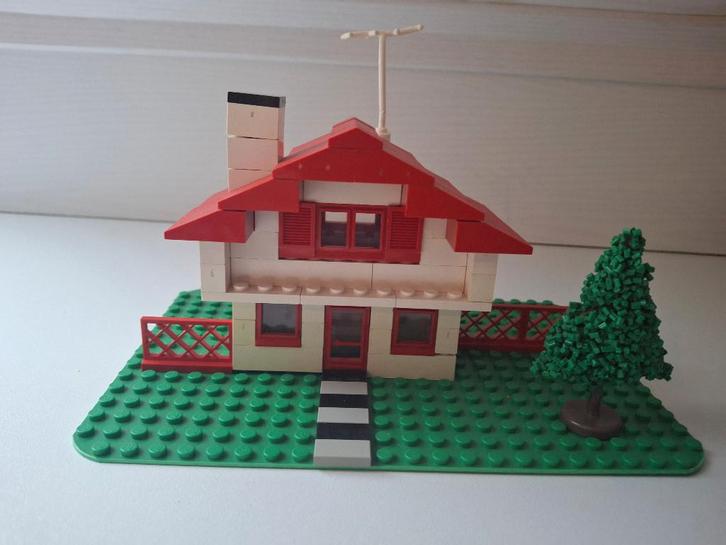 Lego 349 ( 349-1 ) Swiss chalet 1971, Kinderen en Baby's, Speelgoed | Duplo en Lego, Lego, Ophalen of Verzenden
