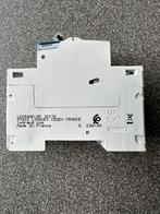 Differentieel Schakelaar Legrand DX³ – 40A / 30mA, Ophalen, Gebruikt