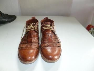 HERENSCHOENEN  beschikbaar voor biedingen