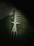 Een kam voor haar, Contacts & Messages, Prédictions & Messages divers