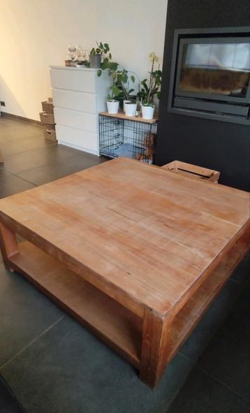 Teak salontafel 110x110 beschikbaar voor biedingen
