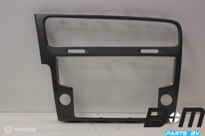 Afdekking radio/navigatie beeldscherm VW Golf 7 5G1819743A, Auto-onderdelen, Dashboard en Schakelaars, Gebruikt