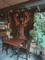 Hert op koeienhuid, Ophalen of Verzenden, Zo goed als nieuw