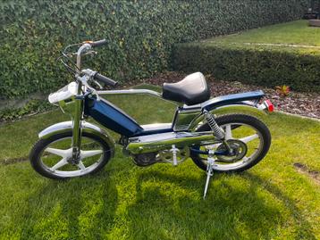 Peugeot 103 oldtimer beschikbaar voor biedingen