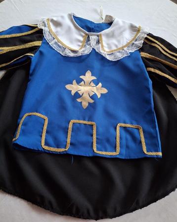 152 - 3 Musketiers  beschikbaar voor biedingen