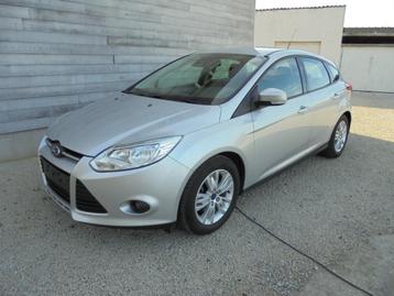 Focus 1.6TDCi DPF Concept 1.6d 90pk airco/trekhaak/als nieuw, Autos, Focus, Achat, Noir, 5 portes