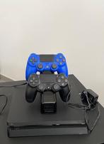 PlayStation 4 met oplader en 2 bakjes, Original, Met 2 controllers, Gebruikt, Ophalen