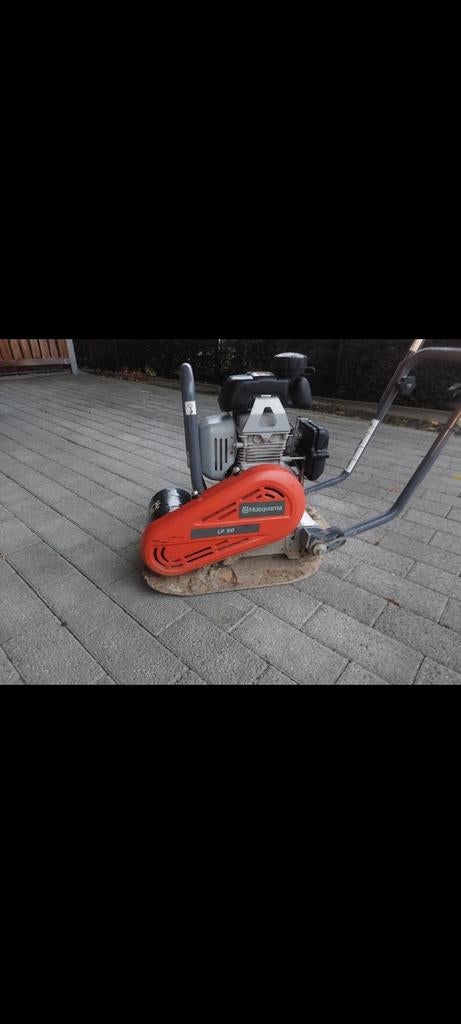 Husqvarna LF 50 trilplaat, Enlèvement