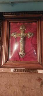 Kruisbeeld in kader, Antiek en Kunst, Ophalen