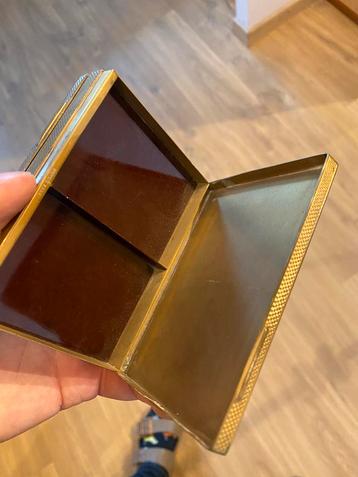 Uitzonderlijke maquillage doos beschikbaar voor biedingen