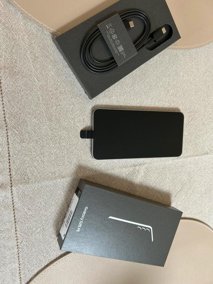 Samsung Galaxy S25 FE 128GB, Telecommunicatie, Mobiele telefoons | Samsung, Overige modellen, 8 GB, Android OS, 10 megapixel of meer