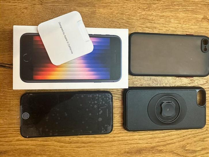 Apple iPhone SE (3rd generation), Telecommunicatie, Mobiele telefoons | Apple iPhone, Zo goed als nieuw, 64 GB, Zonder abonnement