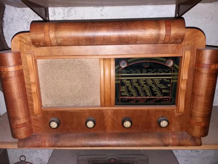 Radios anciennes (lot 8 pièces), Antiek en Kunst, Antiek | Tv's en Audio, Ophalen