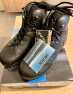 Chaussures de randonnée Meindl neuves en boîte taille 9, Enlèvement ou Envoi, Neuf, Chaussures